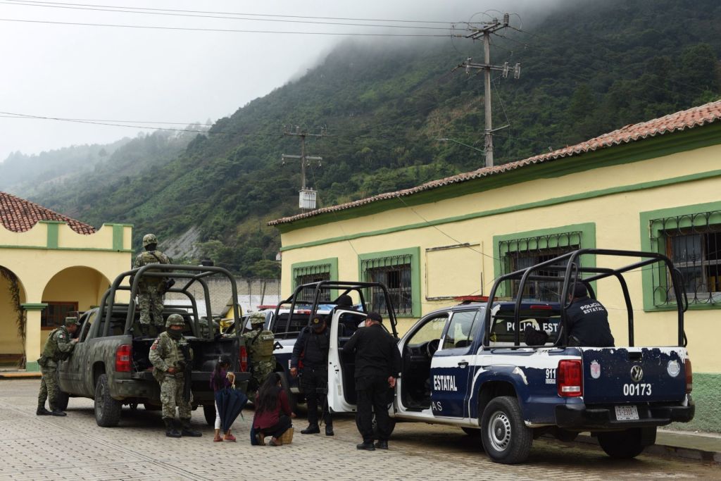 Grupo armado ataca a balazos a refugiados en Chenalhó, Chiapas: 7 muertos y 3 heridos