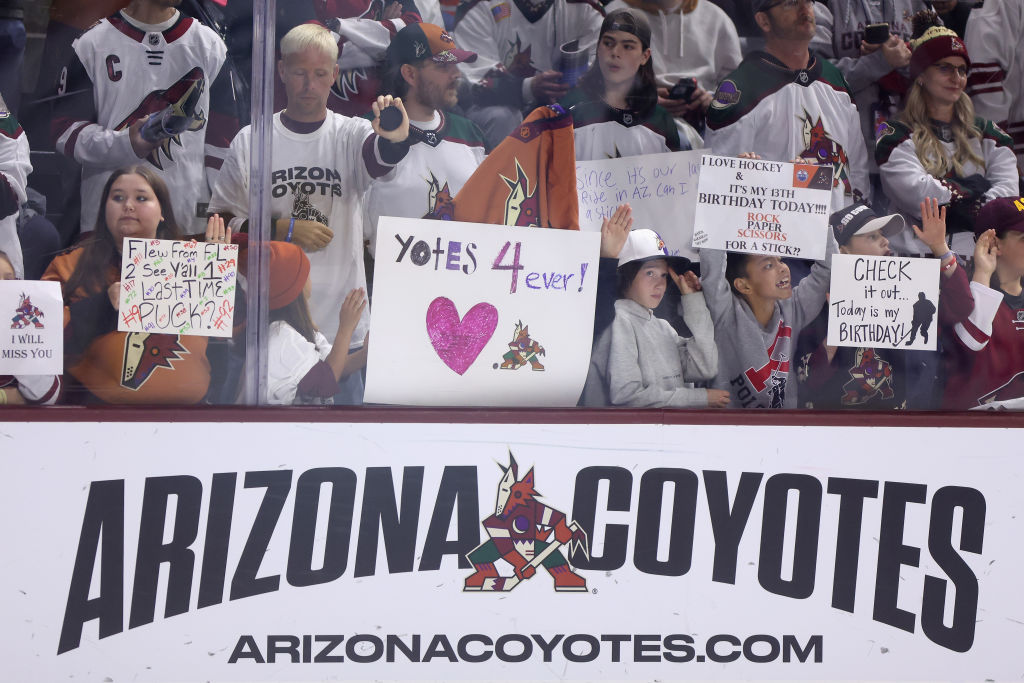 Los fans de Coyotes de Arizona