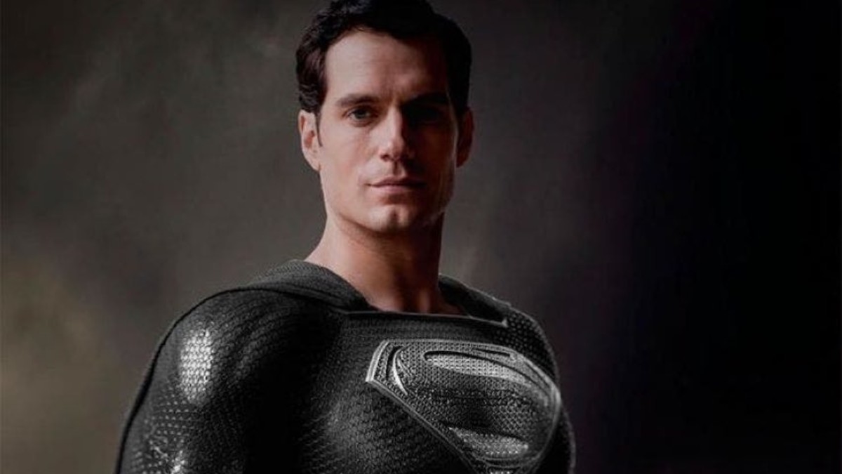herny_Cavill_traje_negro herny_Cavill_traje_negro