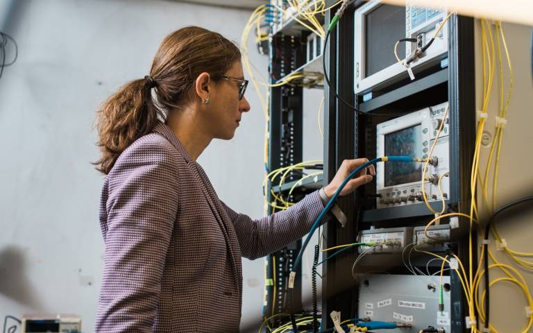 Esta sí es velocidad: ¡Reino Unido rompe el récord de la conexión a internet más rápida del mundo!