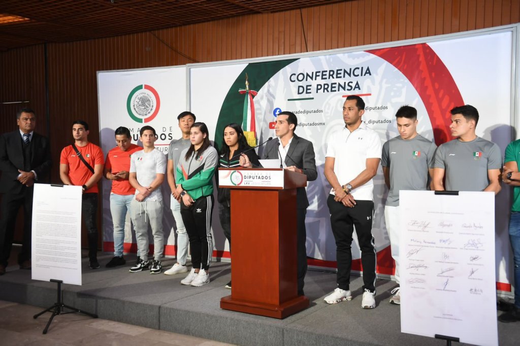 clavadistas mexicanos world aquatics conflicto conade