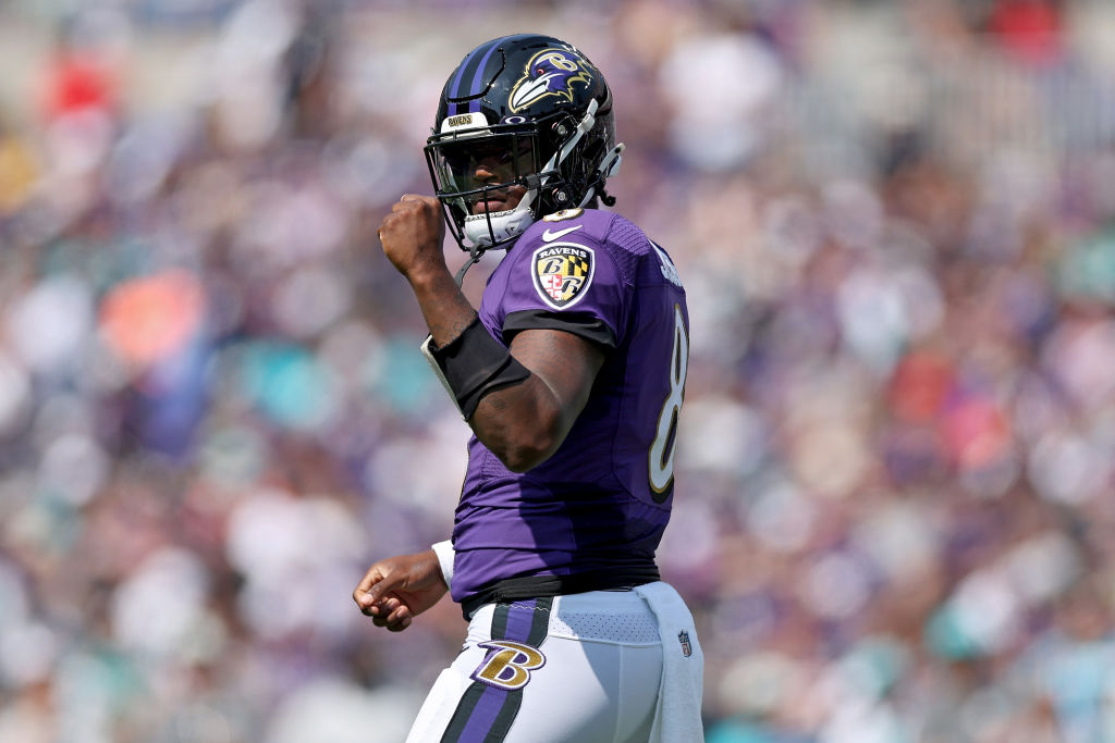 Llegó el momento de pedir más dinero para Lamar Jackson en su siguiente contrato de NFL