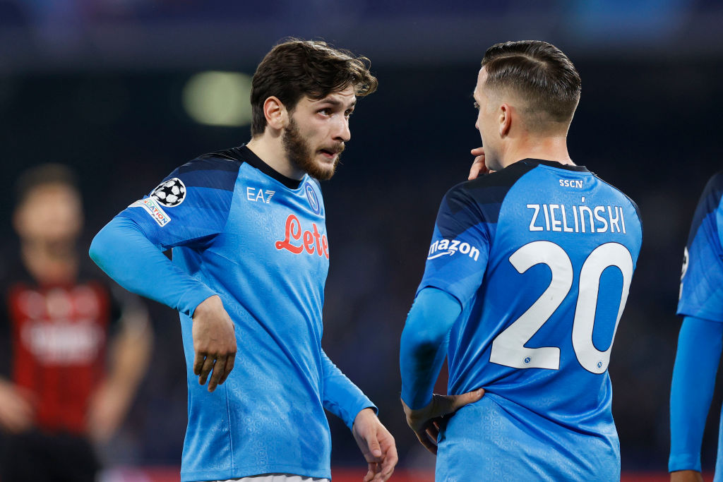 Los virtuosos del Napoli no encuentran la llave