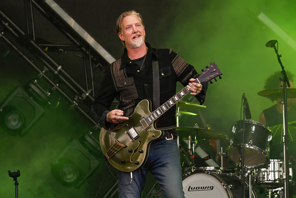 ¿Por una demanda? Esta es la historia detrás del nombre de Queens of the Stone Age 