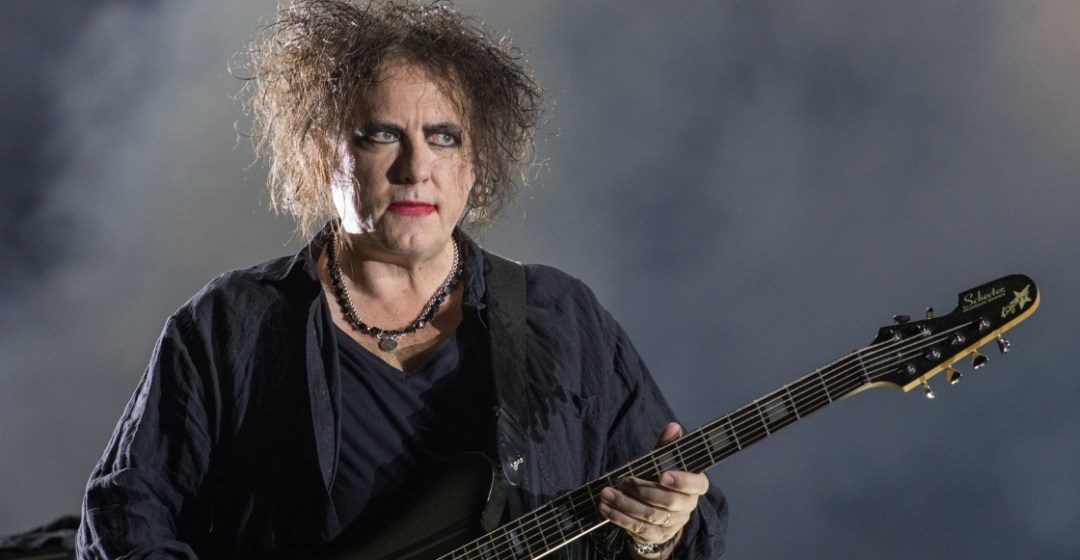 the-cure-livestream-concierto-teenage-cancer-trust-2014-5 Question Image
