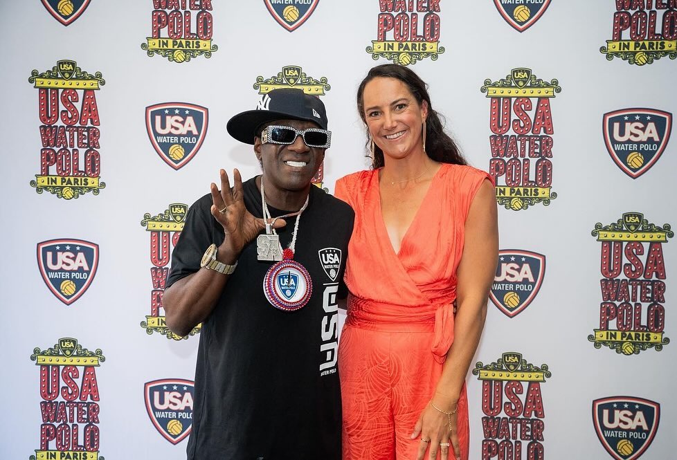 La historia de Flavor Flav y su apoyo a los equipos olímpicos de waterpolo de Estados Unidos