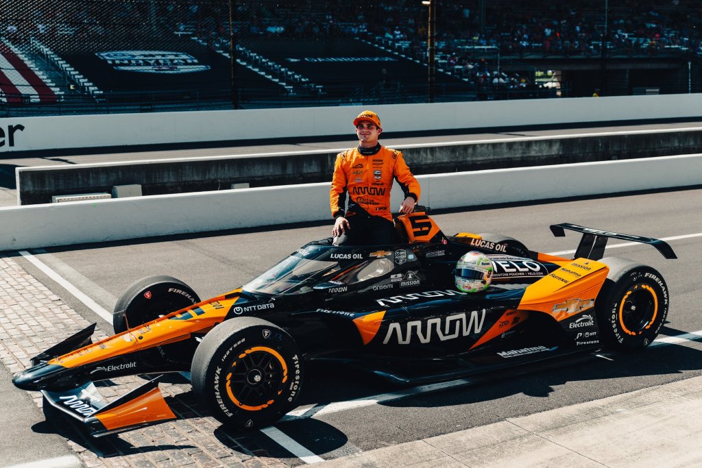 Pato O'Ward, arrancará 8º en las 500 millas de Indianápolis